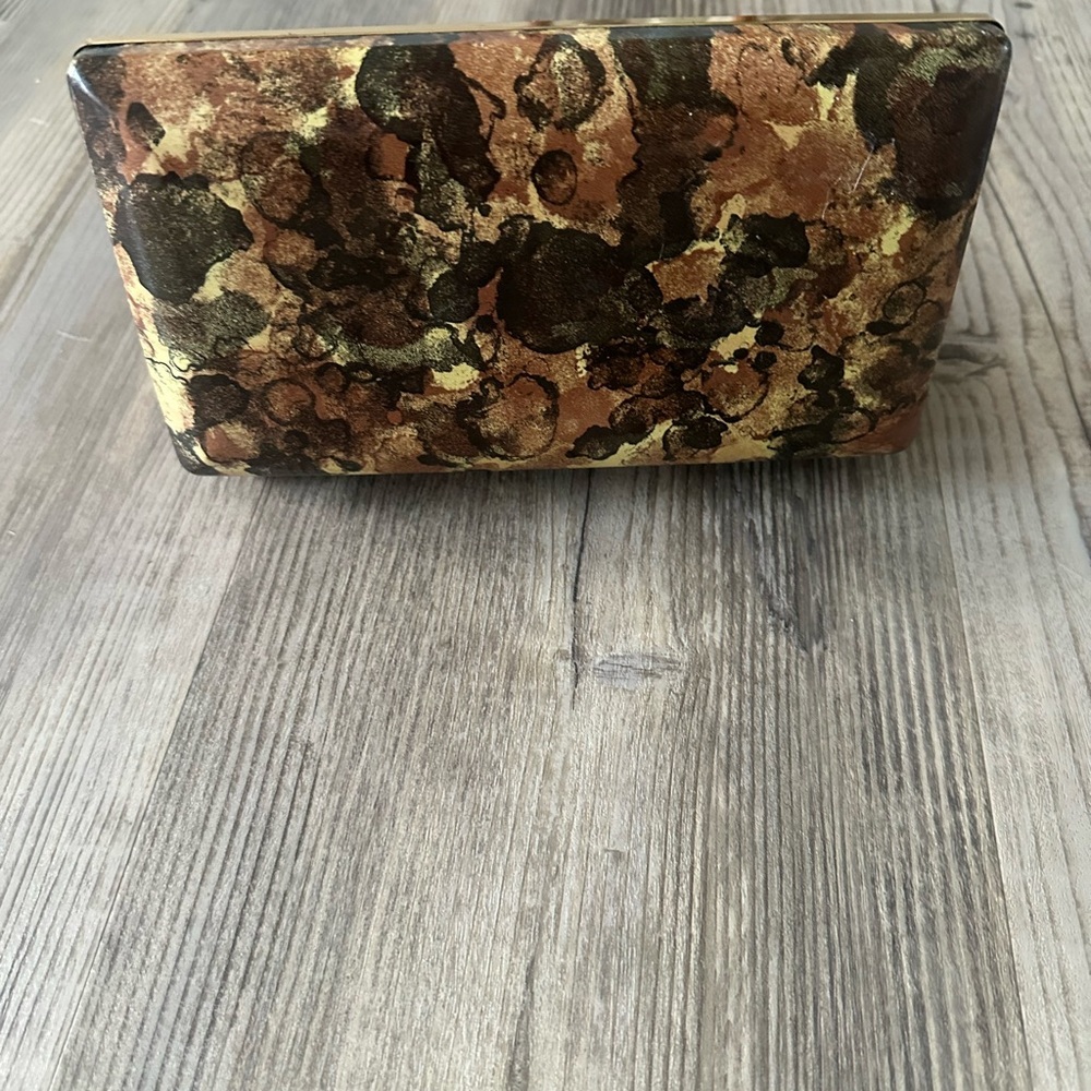 Vintage
Retro Mele Brown Tan Clamshell Tortoise Shell Jewelry Box - Picture 5 of 7